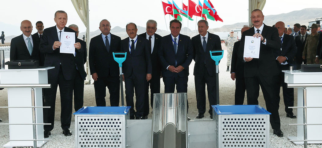 Cumhurbaşkanı Erdoğan, Azerbaycan Cumhurbaşkanı Aliyev ile tren istasyonu ve Azerbaycan-Türkiye Uluslararası Orman Eğitim Merkezi'nin temelini attı